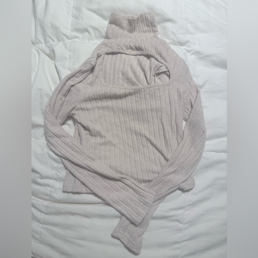 NWOT - SHEIN Light Beige Ribbed Turtleneck Sweater - Small